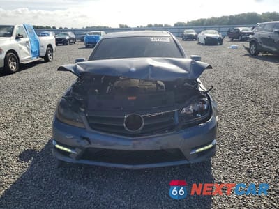 Piąte zdjęcie samochodu w środku: 2013 MERCEDES-BENZ C 300 4MATIC VIN:WDDGF8AB0DR287472 - miniatura