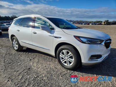 Czwarte zdjęcie samochodu z boku: 2020 BUICK ENCLAVE ESSENCE VIN:5GAERBKW9LJ272037 - miniatura