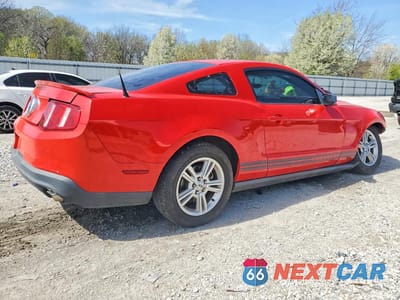 Trzecie zdjęcie samochodu z tyłu: 2011 FORD MUSTANG VIN:1ZVBP8AM3B5122410 - miniatura