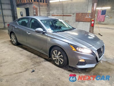 Czwarte zdjęcie samochodu z boku: 2022 NISSAN ALTIMA 2.5 S VIN:1N4BL4BV4NN401230 - miniatura