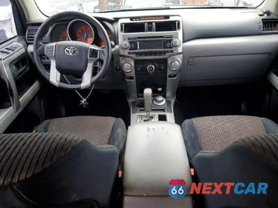 Zdjęcie 8 z 12 samochodu: 2013 TOYOTA 4RUNNER SR5 VIN:JTEBU5JRXD5111084 - miniatura