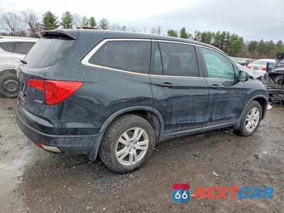 Trzecie zdjęcie samochodu z tyłu: 2016 HONDA PILOT LX VIN:5FNYF6H18GB093332 - miniatura