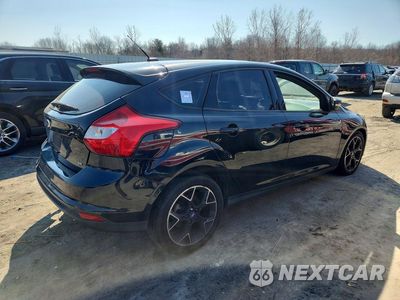 Trzecie zdjęcie samochodu z tyłu: 2012 FORD FOCUS SE VIN:1FAHP3K23CL134122 - miniatura
