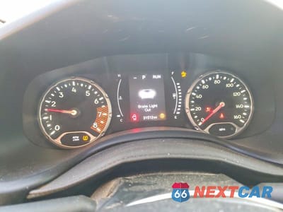 Zdjęcie 9 z 14 samochodu: 2023 JEEP RENEGADE LATITUDE VIN:ZACNJDB12PPP55524 - miniatura