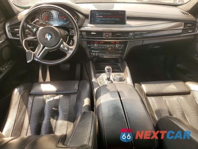 Zdjęcie 8 z 12 samochodu: 2019 BMW X6 M VIN:5YMKW8C52KLR38331 - miniatura