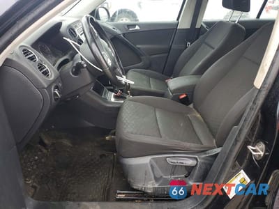 Zdjęcie 7 z 12 samochodu: 2013 VOLKSWAGEN TIGUAN S VIN:WVGBV3AX2DW609175 - miniatura