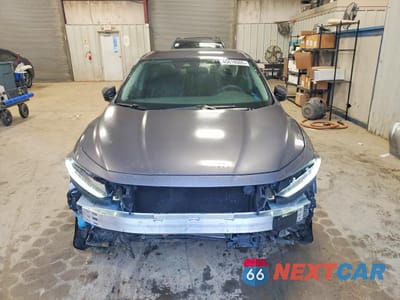 Piąte zdjęcie samochodu w środku: 2022 HONDA INSIGHT EX VIN:19XZE4F59NE012021 - miniatura