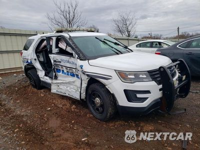 Czwarte zdjęcie samochodu z boku: 2017 FORD EXPLORER POLICE INTERCEPTOR VIN:1FM5K8AR5HGE02106 - miniatura