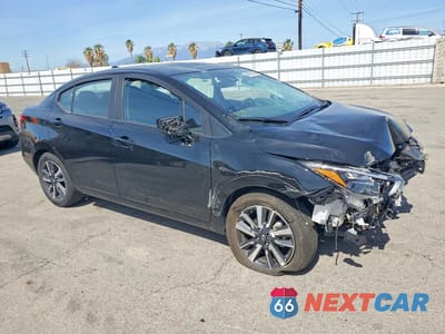 Czwarte zdjęcie samochodu z boku: 2025 NISSAN VERSA SV VIN:3N1CN8EV4SL853043 - miniatura