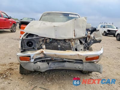 Piąte zdjęcie samochodu w środku: 1996 TOYOTA 4RUNNER SR5 VIN:JT3GN86RXT0014775 - miniatura