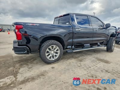 Trzecie zdjęcie samochodu z tyłu: 2021 CHEVROLET SILVERADO K1500 HIGH COUNTRY VIN:1GCUYHED5MZ345403 - miniatura