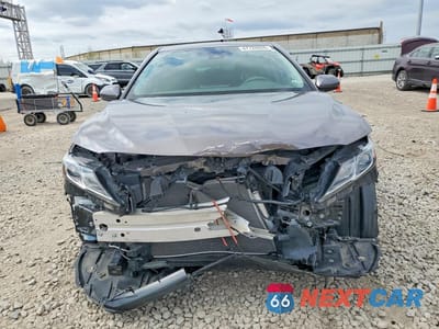 Piąte zdjęcie samochodu w środku: 2023 TOYOTA CAMRY LE VIN:4T1C11AK9PU768638 - miniatura