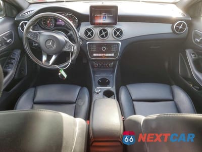 Zdjęcie 8 z 13 samochodu: 2018 MERCEDES-BENZ GLA 250 VIN:WDCTG4EB7JJ530353 - miniatura