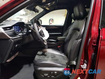 Zdjęcie 7 z 12 samochodu: 2025 JEEP GRAND CHEROKEE LAREDO VIN:1C4RJHAG7SC281424 - miniatura
