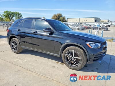 Czwarte zdjęcie samochodu z boku: 2022 MERCEDES-BENZ GLC 300 4MATIC VIN:W1N0G8EB3NV394732 - miniatura
