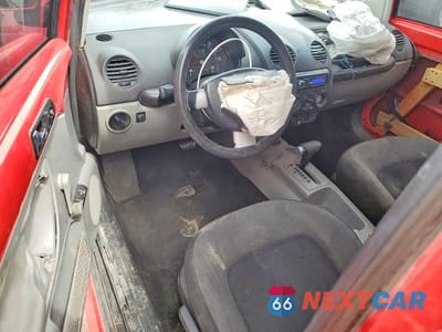 Zdjęcie 8 z 12 samochodu: 2000 VOLKSWAGEN NEW BEETLE GL VIN:3VWBA21C9YM405189 - miniatura