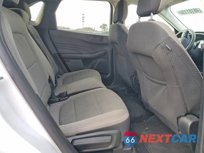 Zdjęcie 11 z 13 samochodu: 2022 FORD ESCAPE SE VIN:1FMCU9BZ8NUA24706 - miniatura