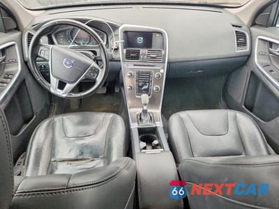 Zdjęcie 8 z 11 samochodu: 2016 VOLVO XC60 T5 PREMIER VIN:YV4612RK6G2796367 - miniatura