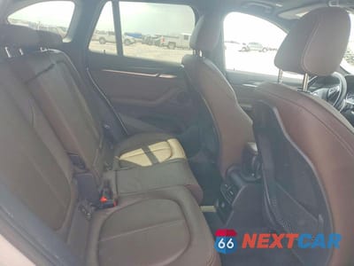 Zdjęcie 11 z 13 samochodu: 2017 BMW X1 SDRIVE28I VIN:WBXHU7C36H5H38704 - miniatura