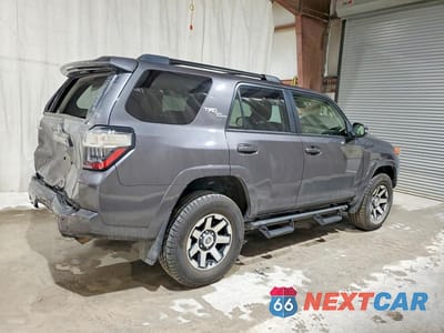 Trzecie zdjęcie samochodu z tyłu: 2020 TOYOTA 4RUNNER TRD OFF-ROAD PREMIUM VIN:JTEBU5JR9L5761393 - miniatura