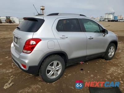 Trzecie zdjęcie samochodu z tyłu: 2019 CHEV TRAX VIN:KL7CJLSB1KB895058 - miniatura