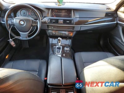 Zdjęcie 8 z 12 samochodu: 2015 BMW 535 XI VIN:WBA5B3C50FD539869 - miniatura