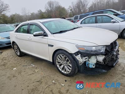 Czwarte zdjęcie samochodu z boku: 2019 FORD TAURUS LIMITED VIN:1FAHP2F82KG111169 - miniatura