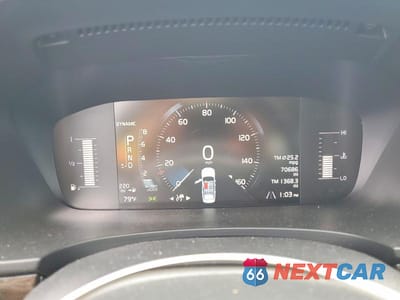 Zdjęcie 9 z 13 samochodu: 2018 VOLVO S90 T5 MOMENTUM VIN:LVY982AK0JP035991 - miniatura