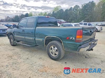 Drugie zdjęcie samochodu z przodu: 2001 CHEVROLET SILVERADO K1500 VIN:2GCEK19T711269458 - miniatura