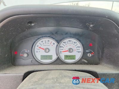 Zdjęcie 9 z 12 samochodu: 2005 FORD ESCAPE LIMITED VIN:1FMCU04105KA17022 - miniatura