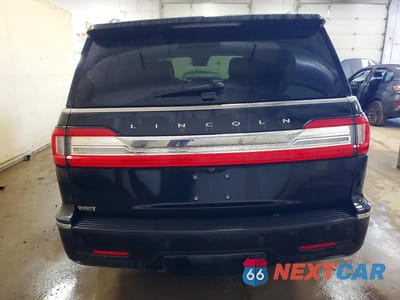 Zdjęcie 6 z 14 samochodu: 2019 LINCOLN NAVIGATOR RESERVE VIN:5LMJJ2LT8KEL11886 - miniatura