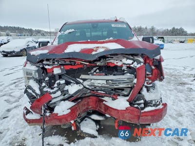 Piąte zdjęcie samochodu w środku: 2021 GMC SIERRA K1500 AT4 VIN:3GTP9EEL8MG330703 - miniatura