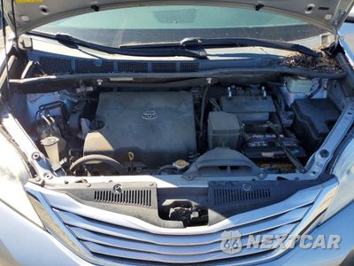 Zdjęcie 12 z 13 samochodu: 2015 TOYOTA SIENNA LE 8-PASSENGER VIN:5TDKK3DC3FS677266 - miniatura