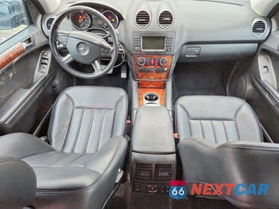Zdjęcie 8 z 13 samochodu: 2008 MERCEDES-BENZ ML 550 VIN:4JGBB72E38A403444 - miniatura