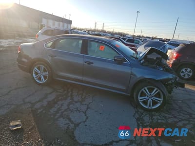 Czwarte zdjęcie samochodu z boku: 2014 VOLKSWAGEN PASSAT SEL VIN:1VWCM7A33EC055967 - miniatura