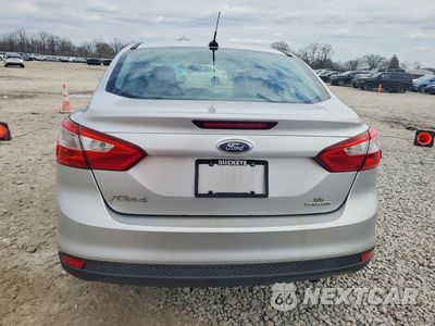 Zdjęcie 6 z 12 samochodu: 2014 FORD FOCUS SE VIN:1FADP3F23EL313188 - miniatura
