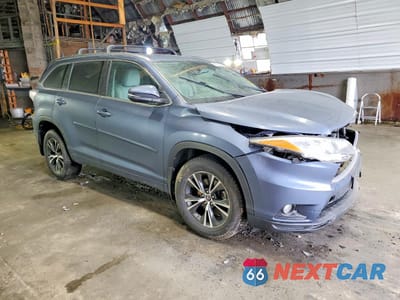 Czwarte zdjęcie samochodu z boku: 2016 TOYOTA HIGHLANDER XLE VIN:5TDJKRFH4GS505188 - miniatura
