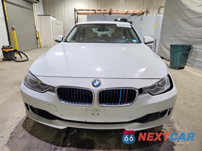 Piąte zdjęcie samochodu w środku: 2014 BMW 335 XI VIN:WBA3B9G53ENR90291 - miniatura