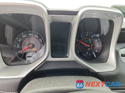 Zdjęcie 9 z 11 samochodu: 2015 CHEVROLET CAMARO LT VIN:2G1FD1E37F9308197 - miniatura