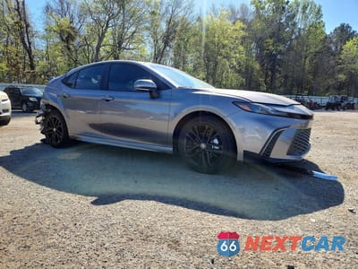 Czwarte zdjęcie samochodu z boku: 2026 TOYOTA CAMRY SE VIN:4T1DAACKXTU675266 - miniatura