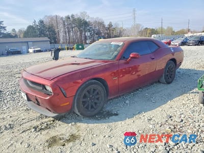 2014 DODGE CHALLENGER SXT 2C3CDYAG0EH218359 - główne zdjęcie licytacji z USA - miniatura