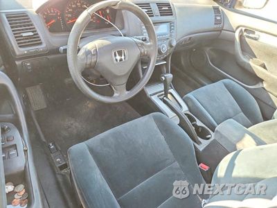 Zdjęcie 8 z 11 samochodu: 2003 HOND ACCORD VIN:1HGCM72693A007931 - miniatura