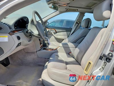 Zdjęcie 7 z 11 samochodu: 2005 MERCEDES-BENZ S 500 VIN:WDBNG75J15A443690 - miniatura