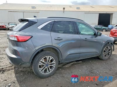 Trzecie zdjęcie samochodu z tyłu: 2022 FORD ESCAPE SEL VIN:1FMCU9H66NUB86329 - miniatura