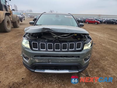 Piąte zdjęcie samochodu w środku: 2020 JEEP COMPASS LIMITED VIN:3C4NJDCB3LT110538 - miniatura
