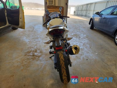 Czwarte zdjęcie samochodu z boku: 2020 KAWASAKI EX400 VIN:JKAEXKG17LDA82041 - miniatura