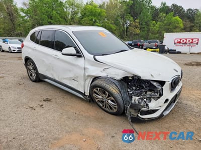 Czwarte zdjęcie samochodu z boku: 2017 BMW X1 SDRIVE28I VIN:WBXHU7C35H5H35552 - miniatura