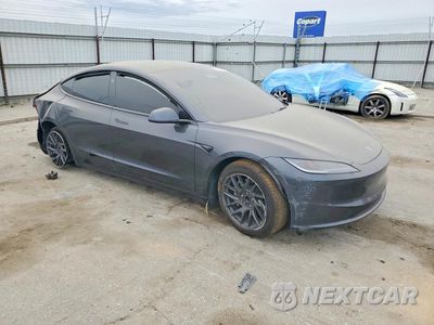 Czwarte zdjęcie samochodu z boku: 2025 TESLA MODEL 3 VIN:5YJ3E1EA7SF977761 - miniatura