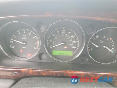 Zdjęcie 9 z 12 samochodu: 2004 JAGUAR XJ8 VIN:SAJWA71C24SG29783 - miniatura