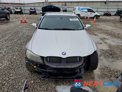 Piąte zdjęcie samochodu w środku: 2011 BMW 328 XI VIN:WBAPK7G58BNN70270 - miniatura